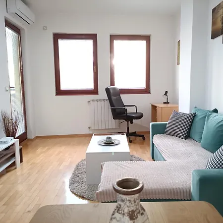 Lägenhet Centar Aleks