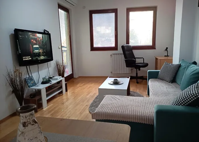 Centar Aleks Апартаменти